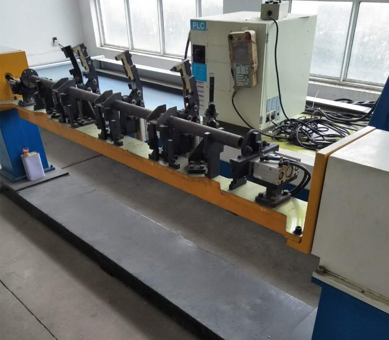 斗桿焊接變位機(jī)工裝