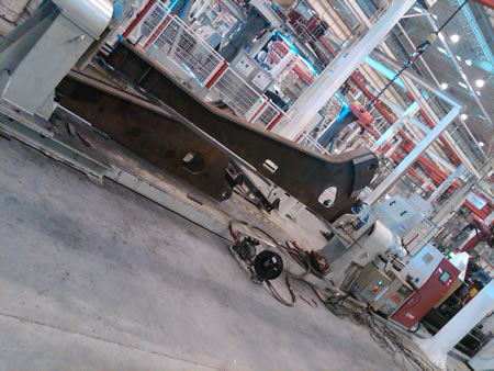 動(dòng)臂焊接變位機(jī)工裝